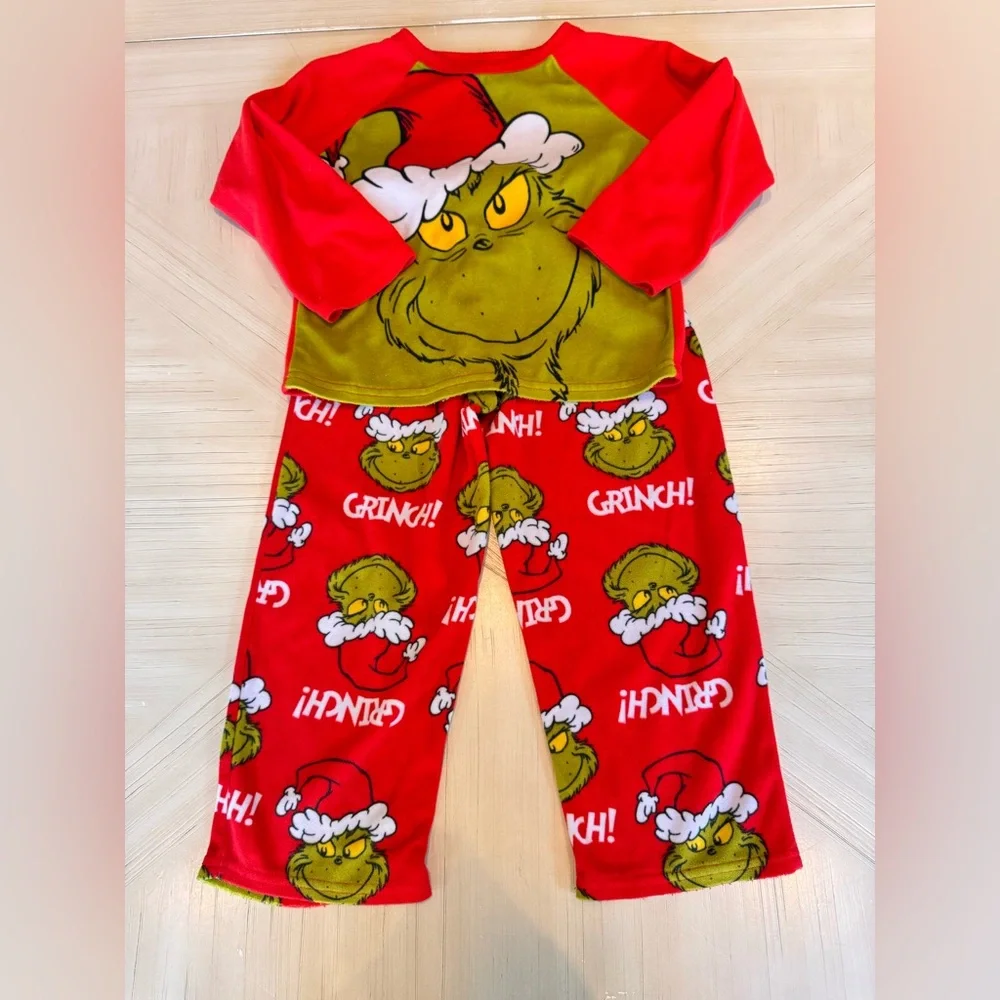 Kids The Grinch Santa Hat 2-Piece Fleece Pajama Set – Size 5T